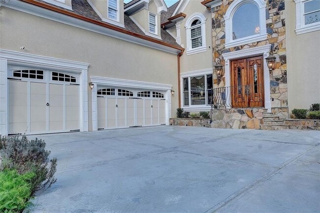 Photo - 6709 Wooded Cove Ct