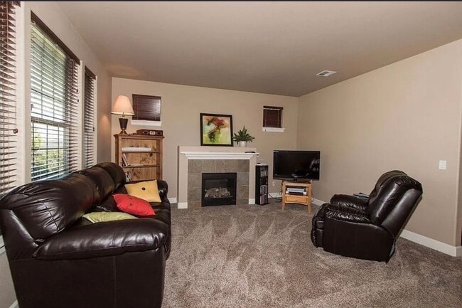 Photo - Spacious 4-Bedroom Home with New Paint & Carpet, Fenced Yard