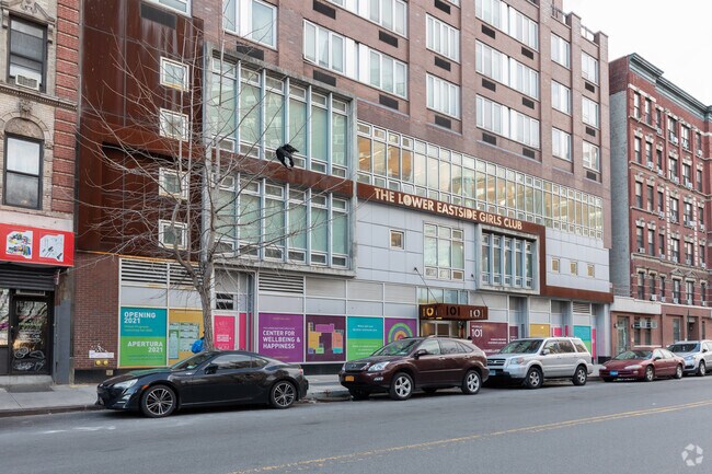 Photo - Arabella 101