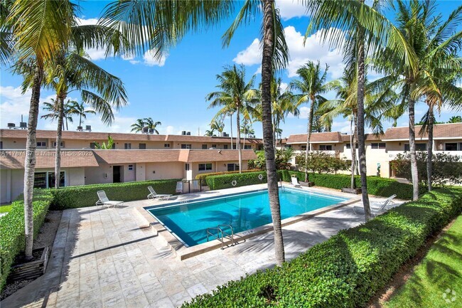 Building Photo - 14500 SW 88th Ave Unit 204 Rental