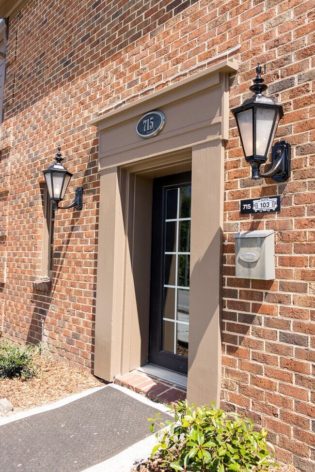 Photo - 715 Mississippi Ave Unit 103