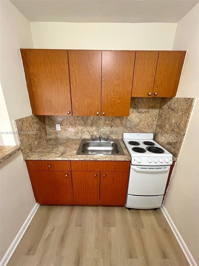 Photo - 692 NE 85th St Unit 8