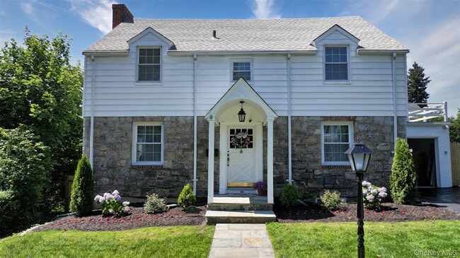 Building Photo - 32 Biltmore Ave