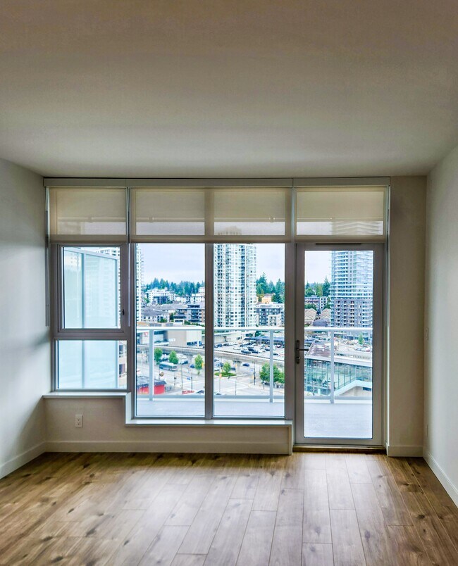 Photo - 720 Farrow St