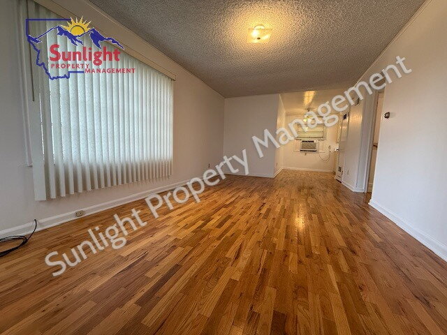 Photo - 504 W First St