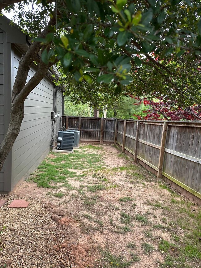 Photo - Just Renovated 1,300 SQ' Duplex Across from Woodward Park