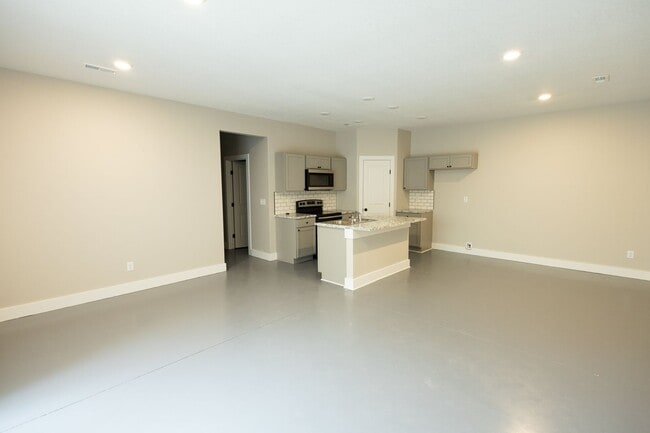 Photo - 804 N Custer St Unit #100