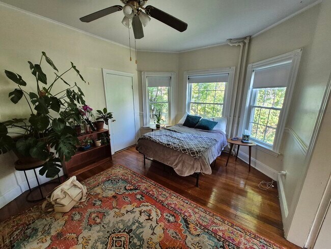 9 Grant St Unit 1