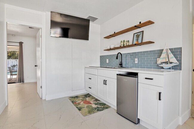 Photo - 2932 NW 10th Ave Unit ID1272106P