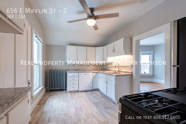 Photo - 656 E Mifflin St Unidad 2