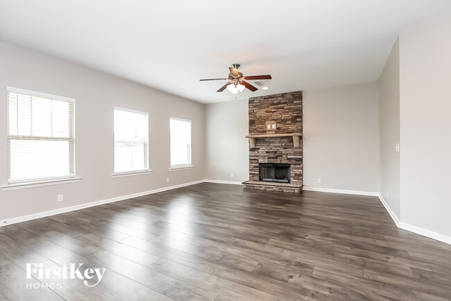 Photo - 3241 Mapleside Ln