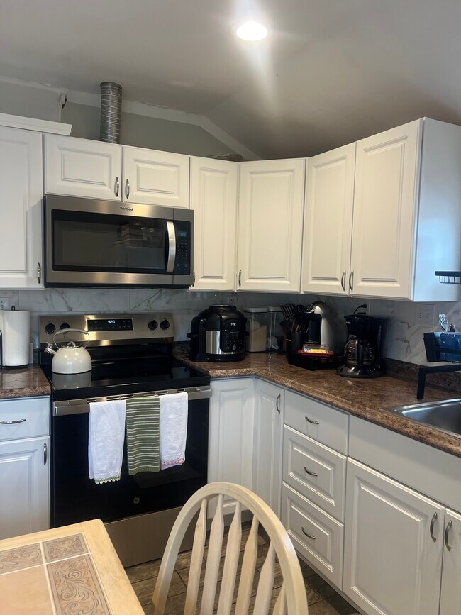 Photo - 295 Rumney Rd Apartments Unit 2