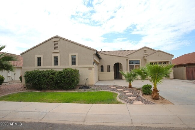 Building Photo - 779 E Mead Dr Rental