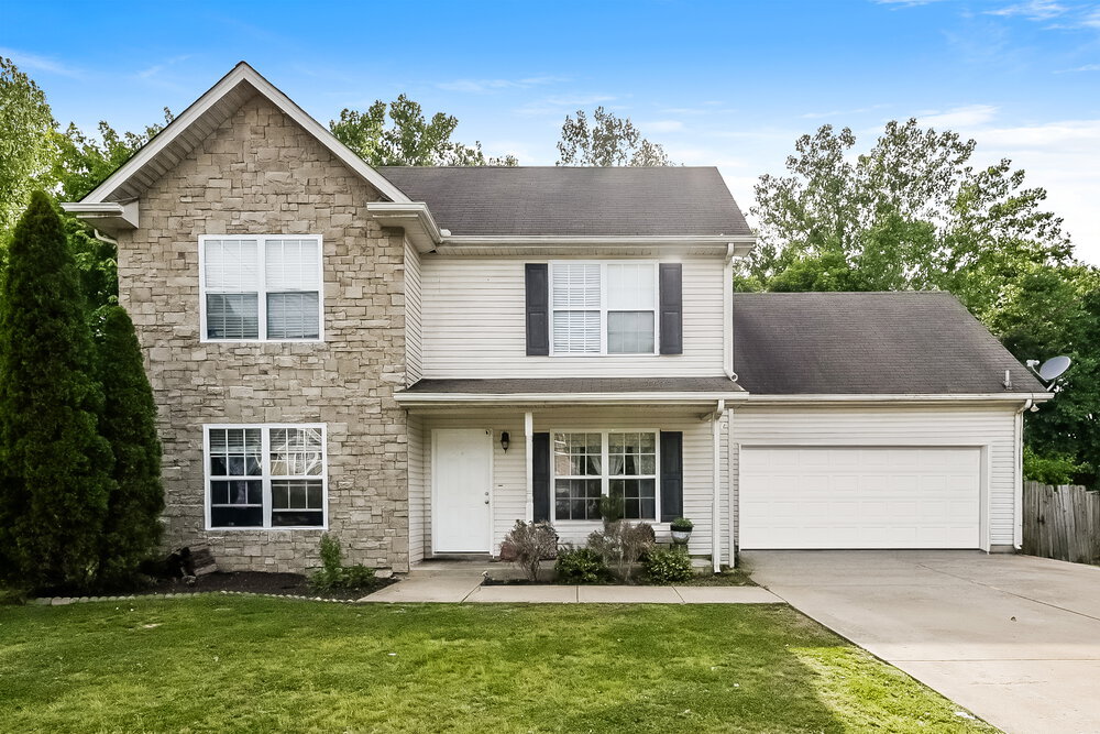 Photo - 145 Lyndhurst Dr