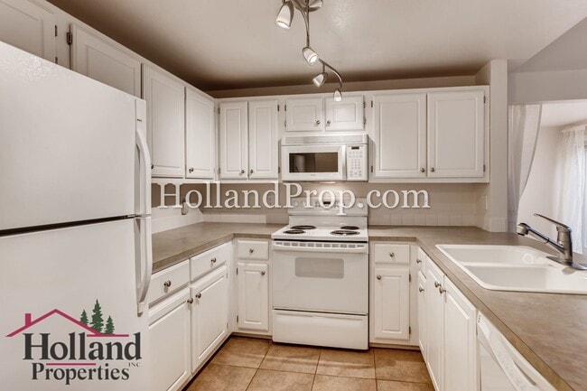 Photo - Great NW Portland Condo in Rock Creek ready for you!