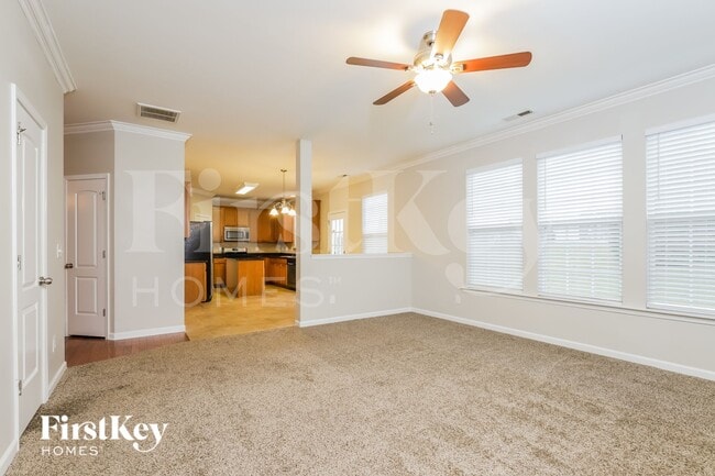 Photo - 477 Shady Grove Ct