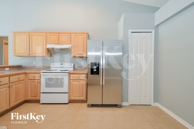 Photo - 153 Johns Glen Dr