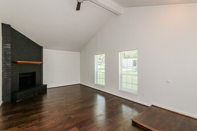 Photo - 28914 Champion Oaks Dr
