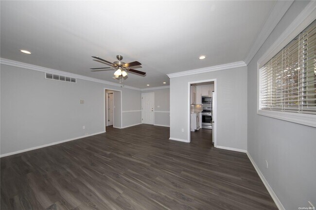 Photo - 2 Presidents Dr Apartment Unit 1-2B