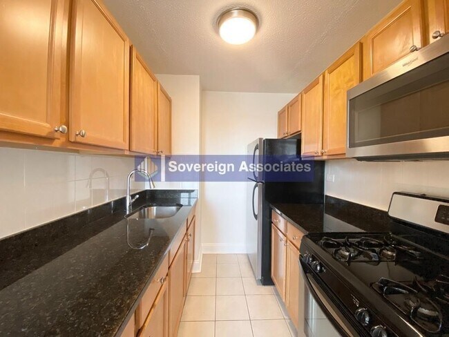 Photo - 3333 Broadway Unit C11J