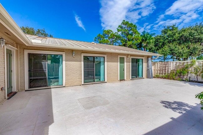 Building Photo - 5518 Golden Eagle Cir Rental