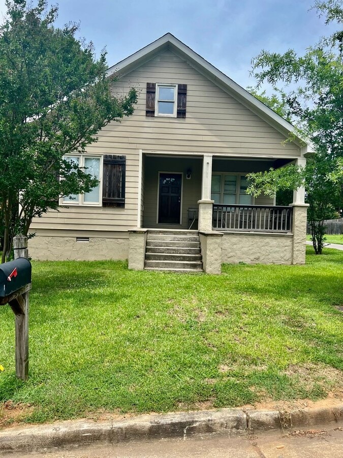 Photo - Charming 3 Bedroom 3 Bath Available Fall 2026! Schedule your tour and Apply Today!