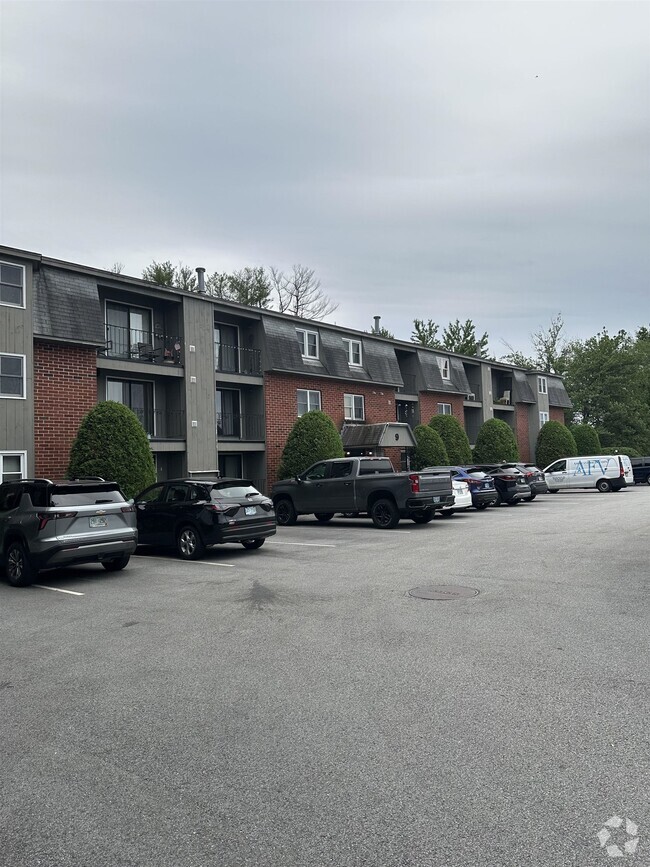 Building Photo - 9 Blackstone Dr Unit 69 Rental