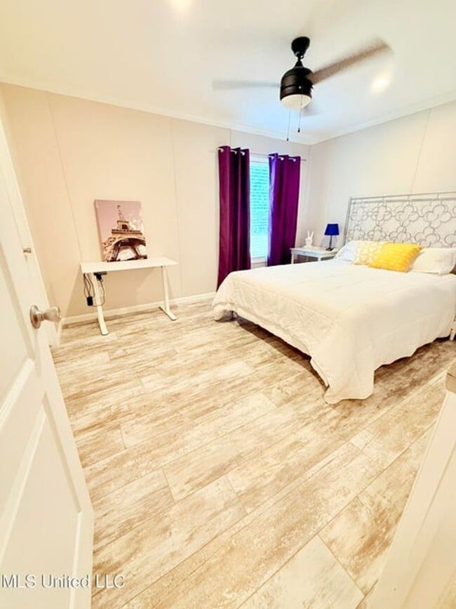 Photo - Spacious 5-Bedroom Home on Half an Acre