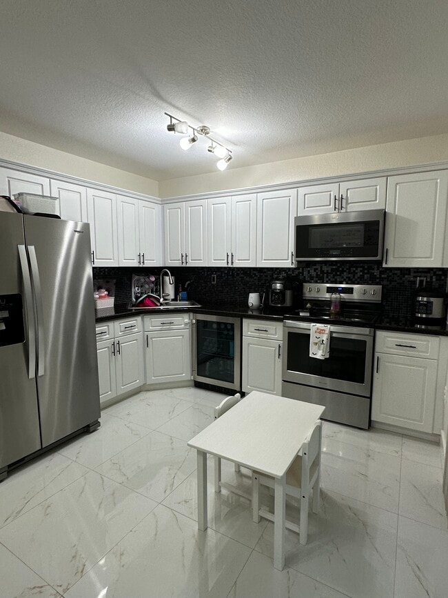 Photo - 20764 SW 82nd Ave Casa Adosada
