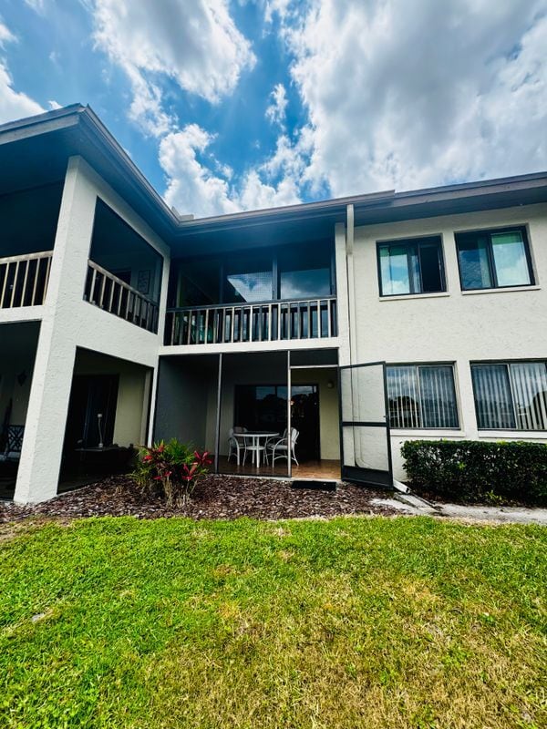 Building Photo - 5171 Willow Links Unit 23