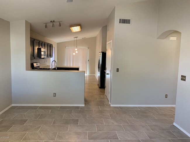 Photo - 8824 S Desert Rainbow Dr