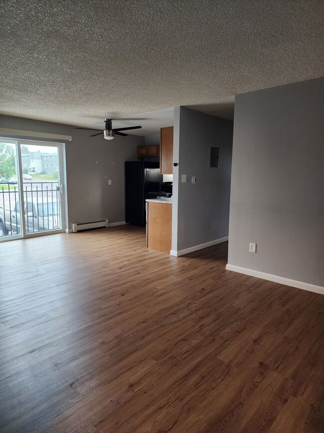 Photo - Myers Court Unit Myers3306 205