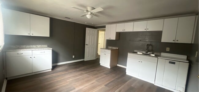 Photo - 1410 E Roosevelt Ave