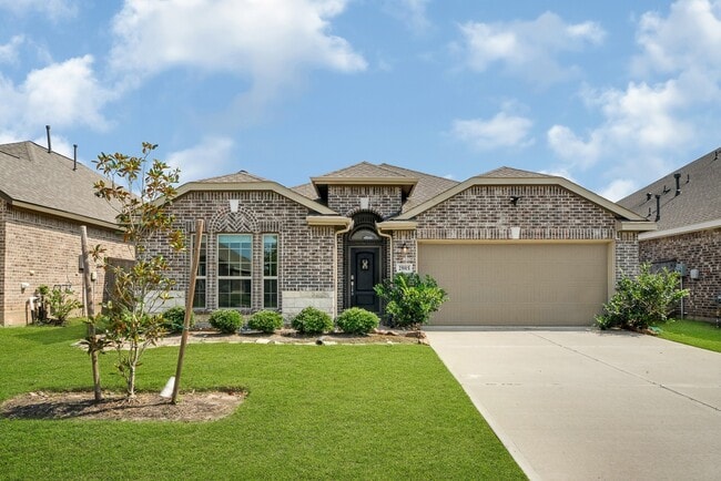 Building Photo - 25915 Aura Lake Ln