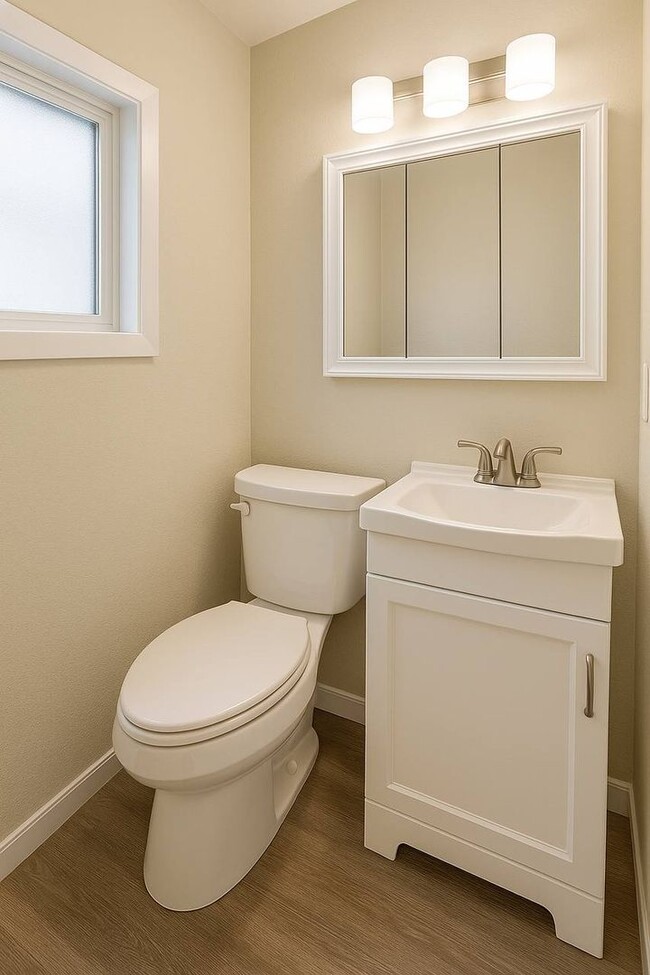 Photo - Updated 1-brm home with huge living room, ...