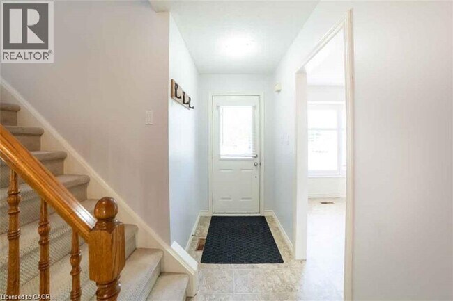 Photo - 19 Beachgrove Crescent