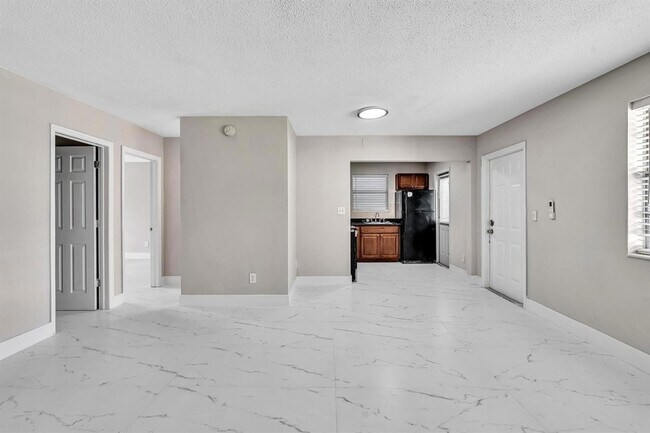 626 SW 14th Ave Unit 102
