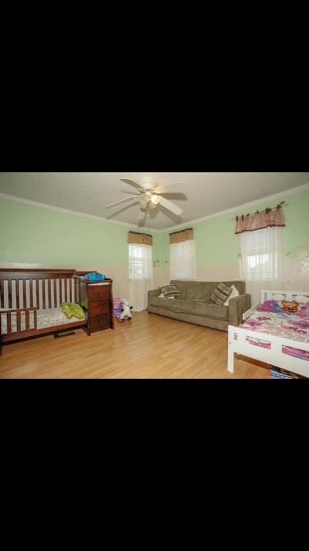 Photo - 58 E 14th St