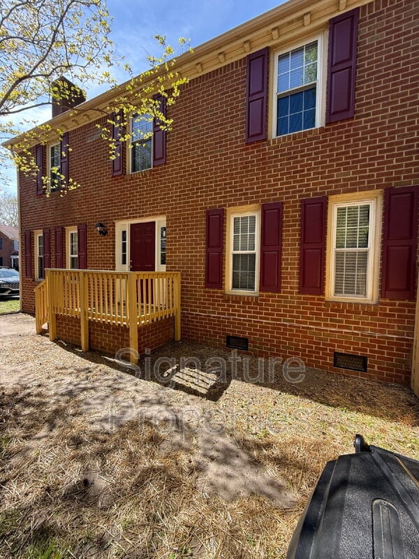 Photo - 508 Mulligan Dr