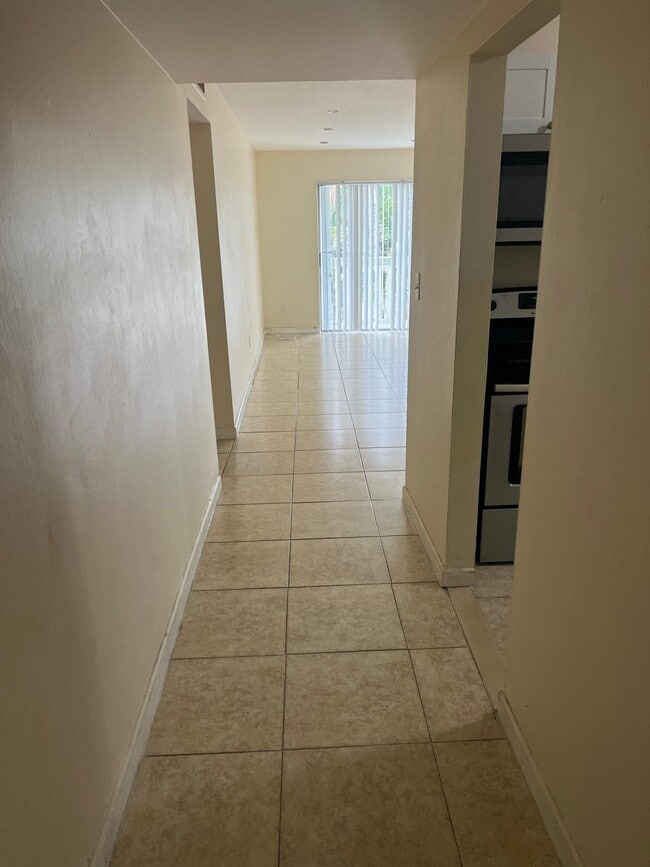 Photo - 15225 NE 6th Ave