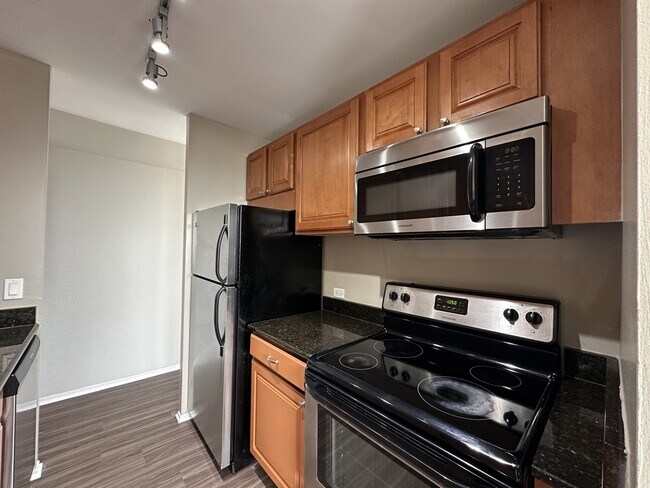 Photo - 4334 N Hazel St Unit 1021