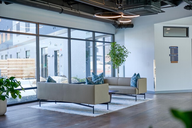 Looby Lounge Seating