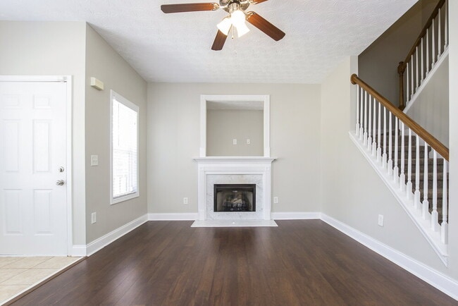 Photo - 206 Providence Rd