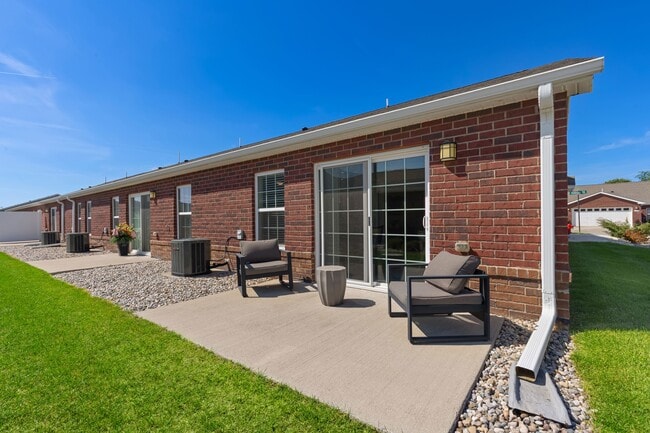 Photo - Redwood Southgate