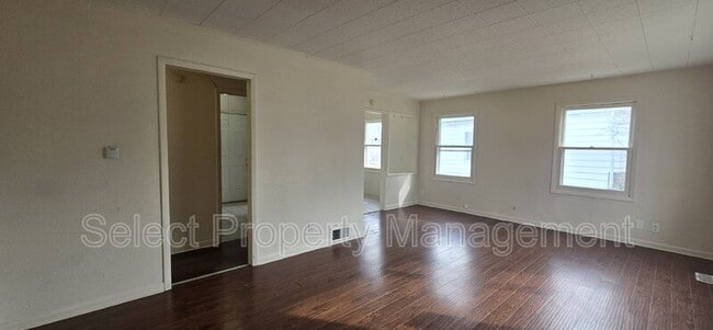 Photo - 4405 S Colonial Ave