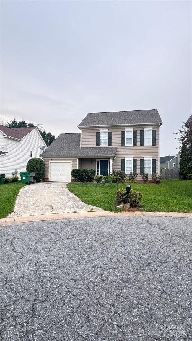 Photo - 1705 Starling Ct House
