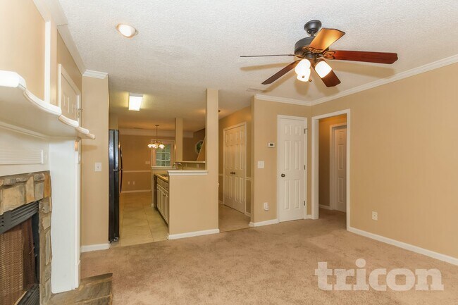 Photo - 1318 N Hampton Dr