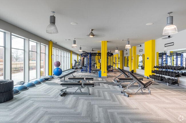 Fitness Center - Edge Merrimack
