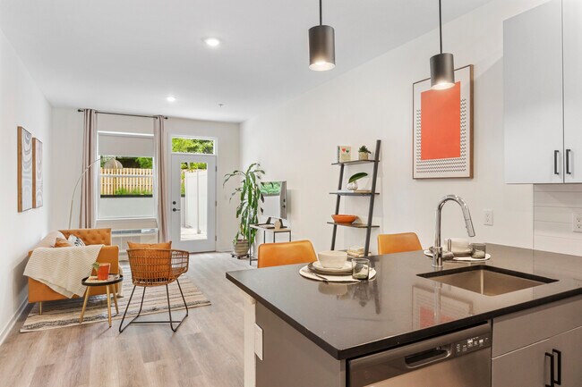 Photo - 829 Garfield Ave