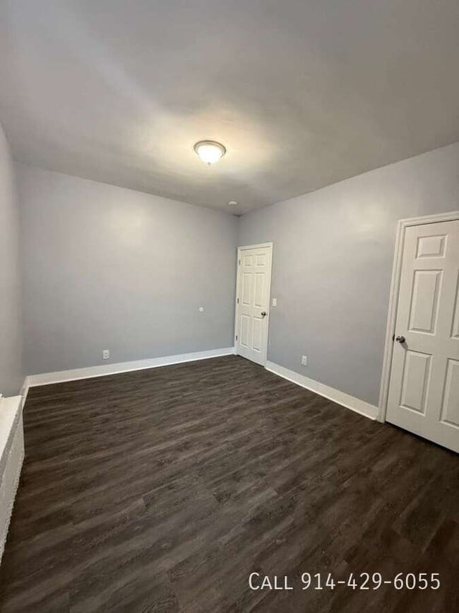 Photo - 14 Saratoga Ave